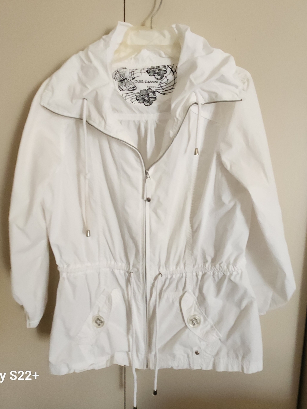 O1 Oleg Cassini Sport Crisp White full zip lightweight roll sleeve Spring jacket
